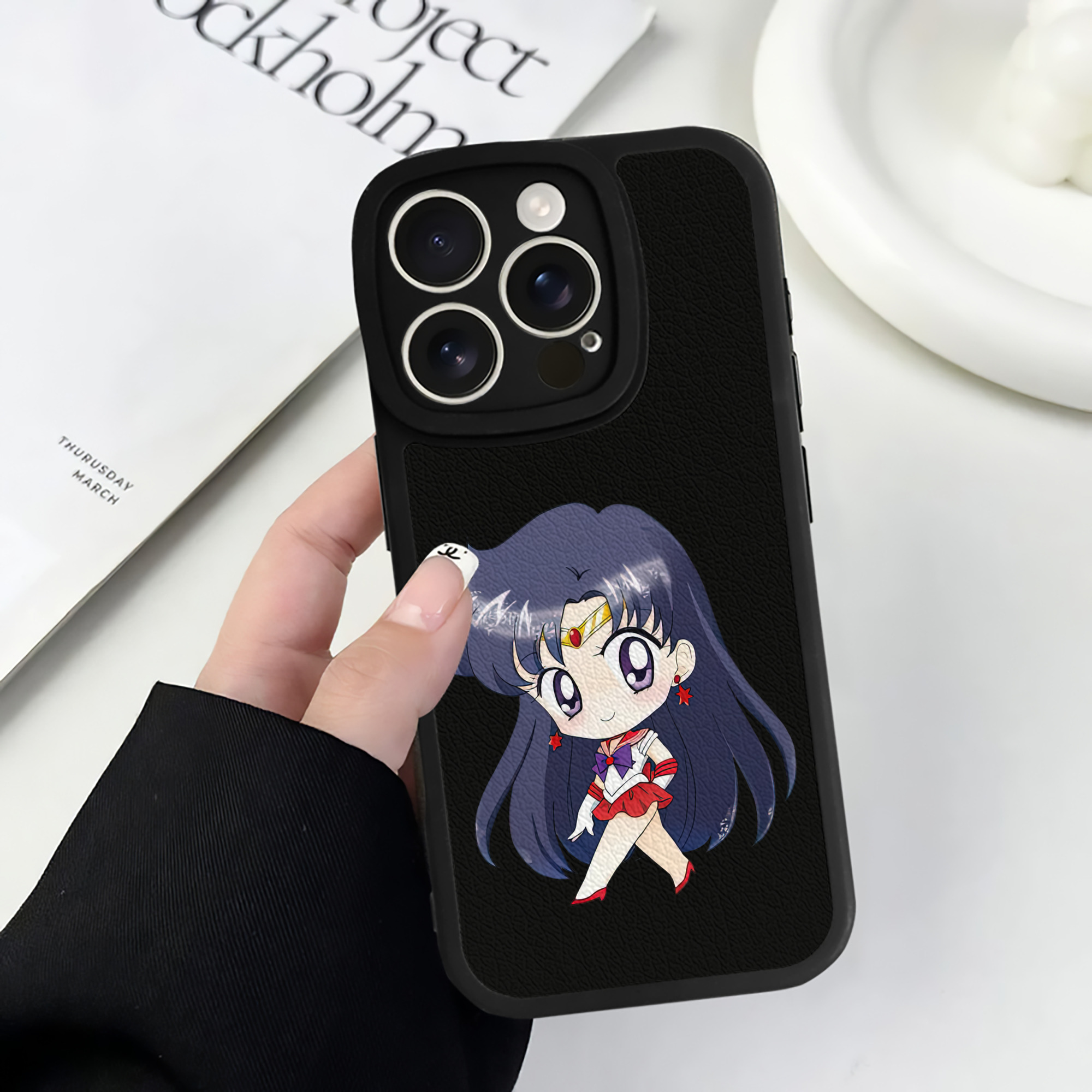 （画像用） 美少女戦士セーラームーン 火野レイ ひの レイ Sailor Moon Hino Rei （セーラーマーズ,Sailor Mars） 【iPhone 16シリーズ対応】シリコンスマホケース（レザー調） 材質：シリコン